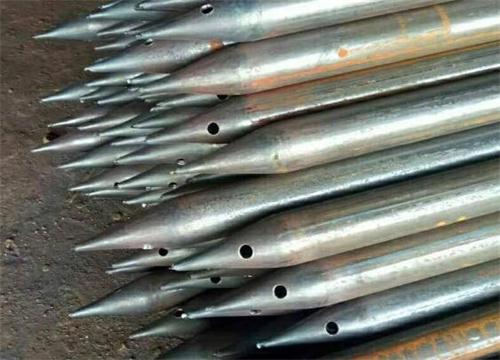 青山隧道钢花管现货